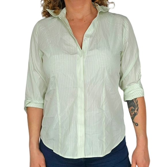 Chico's Size 1 Green White Striped Quarter Sleeve Button-Up Shirt - Picture 1 of 3